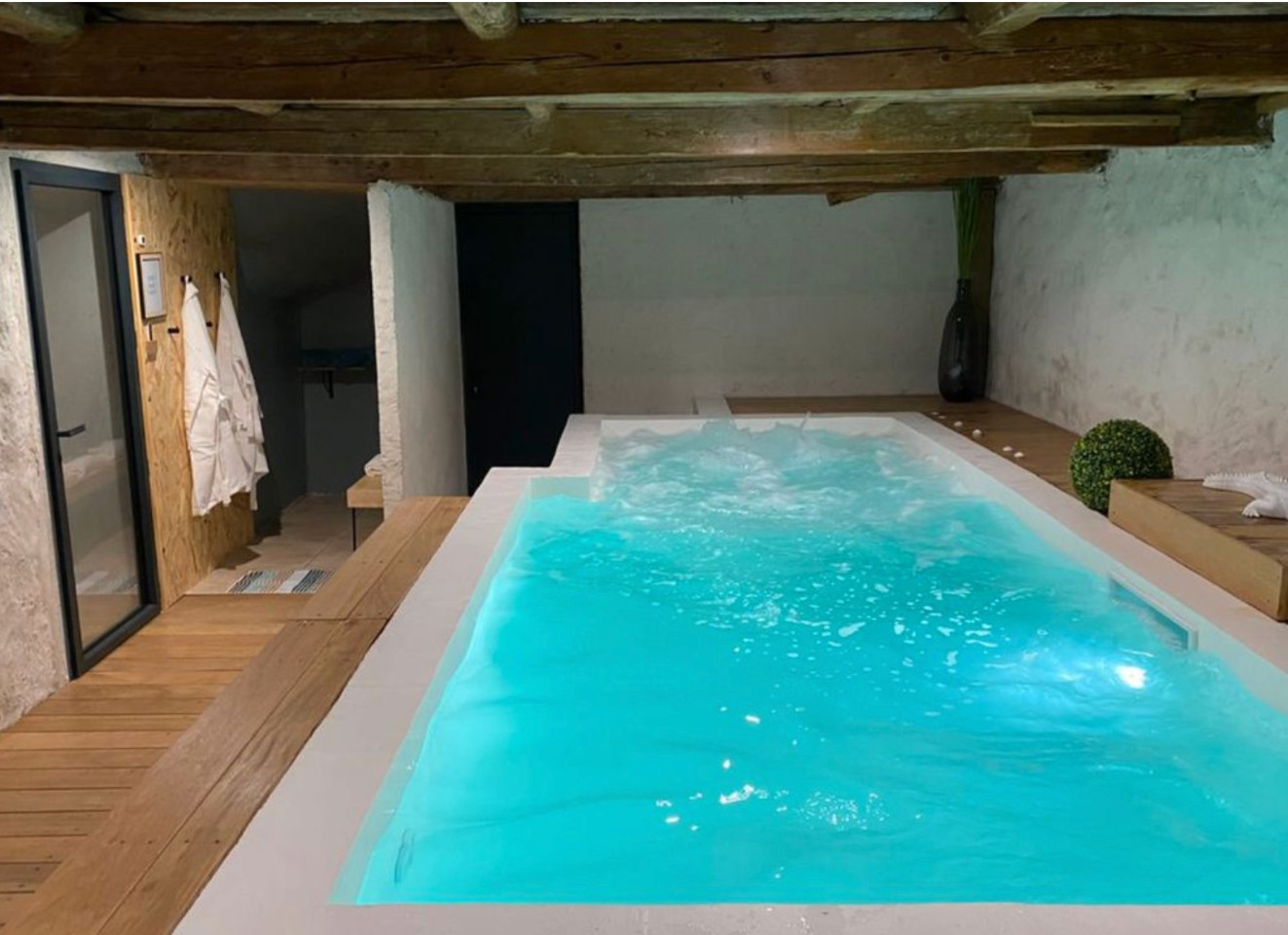 Piscine intérieure chauffée
