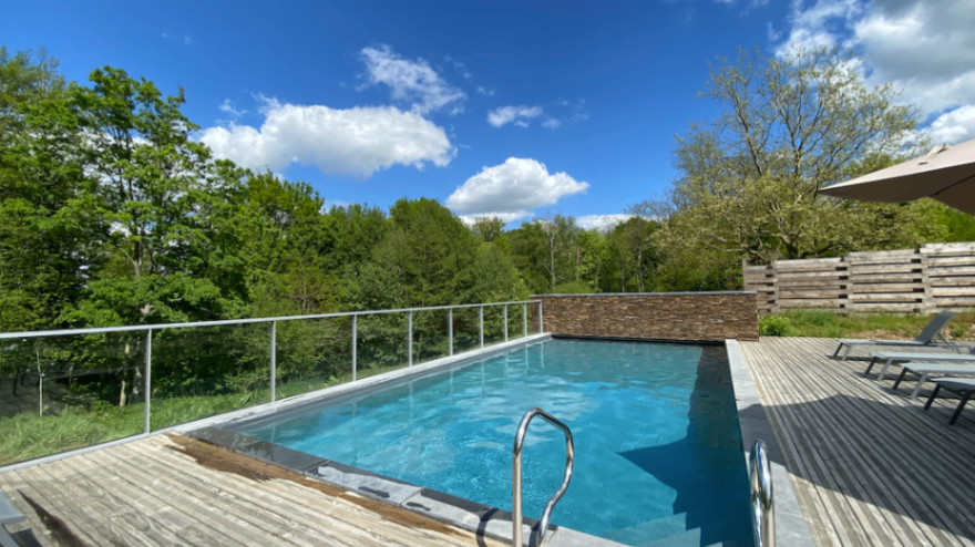 Piscine extérieure chauffée