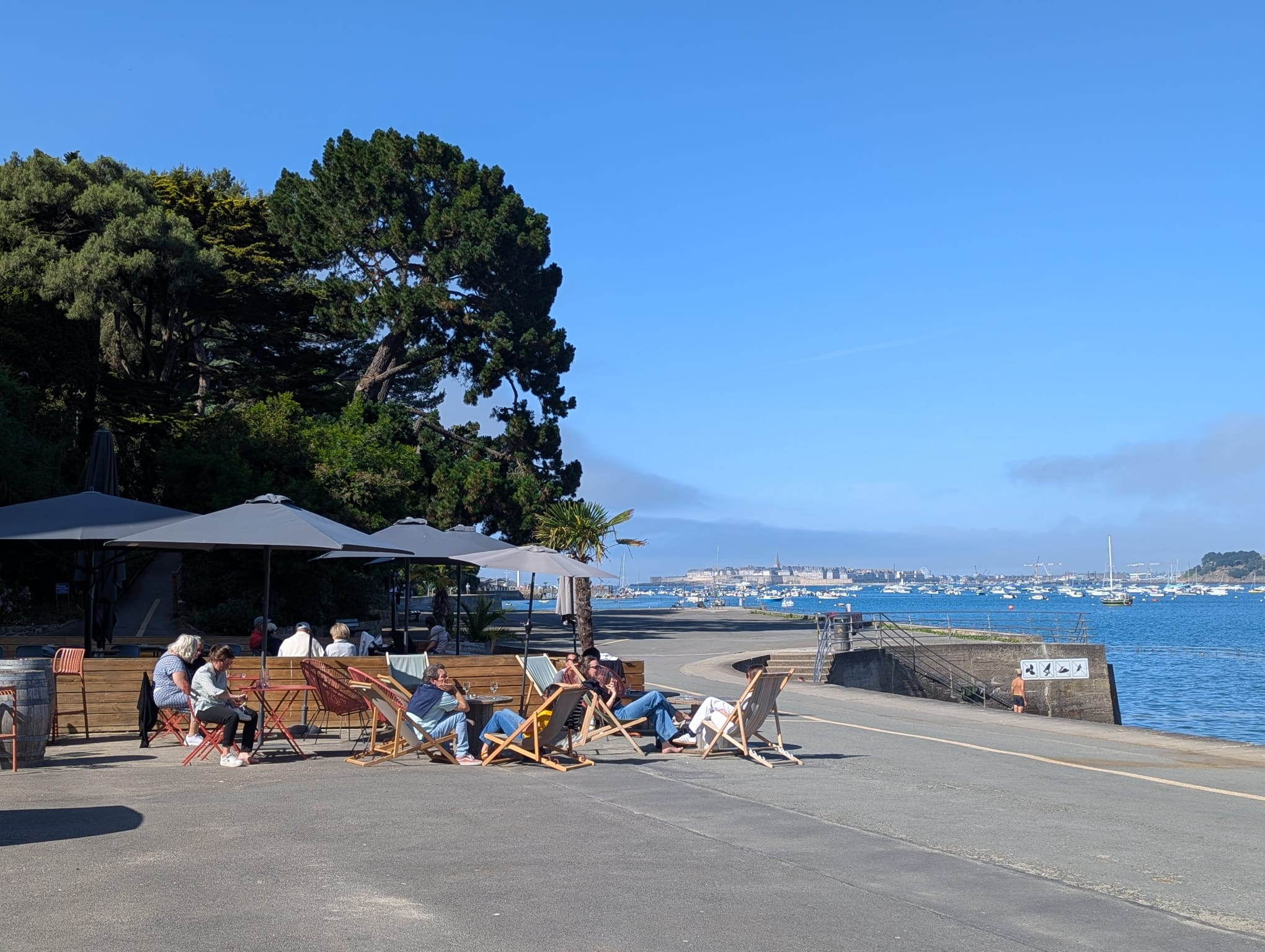 10 min plage 30 min route du rhum sans voiture !!