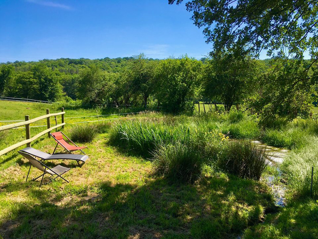 Une ferme en pleine nature