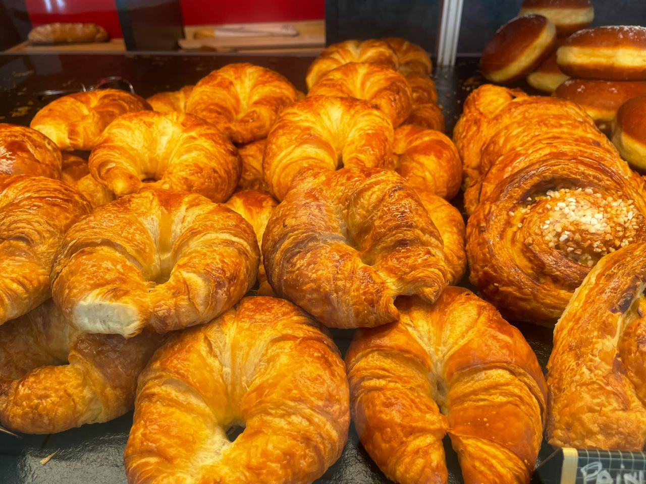 Petit-déjeuner aux produits régionaux