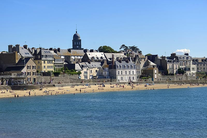 Accès à la plage