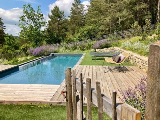 Piscine avec vue imprenable sur Vallée de la Dordogne