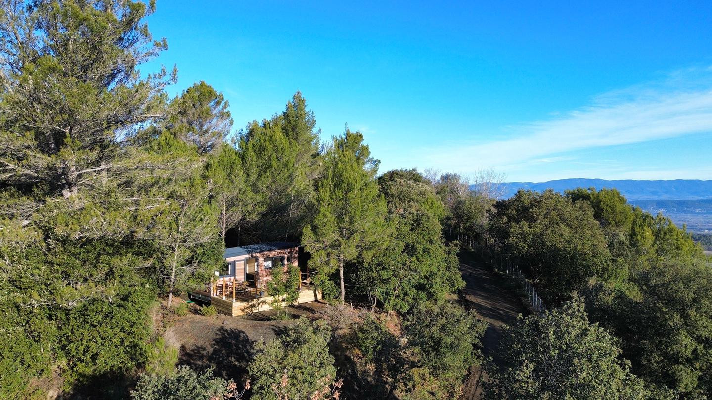 Panorama sur la Sainte-Victoire, en nature