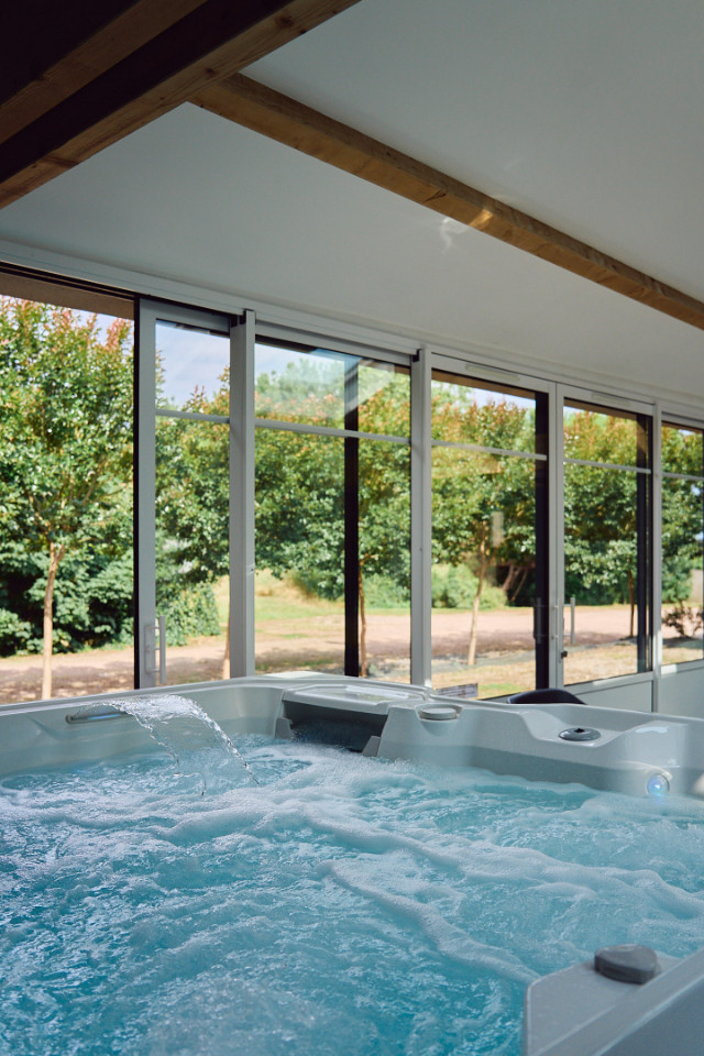Jacuzzi