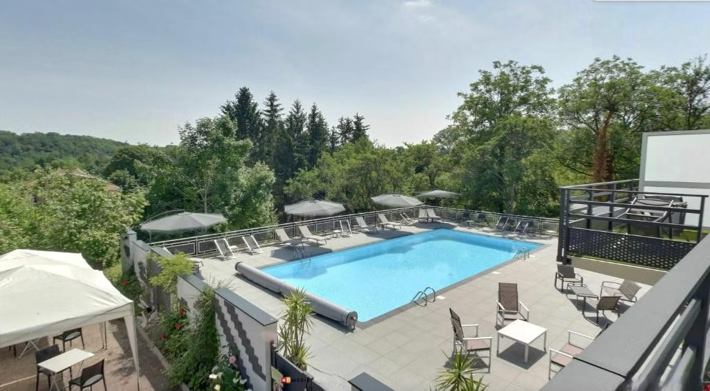 Piscine partagée