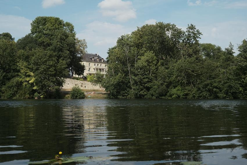 Plage et vues sur l’Yonne
