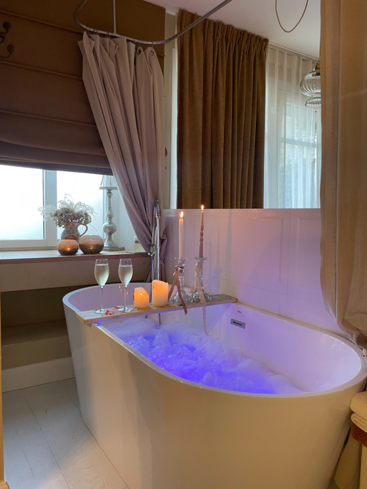 Moment détente dans la baignoire Spa