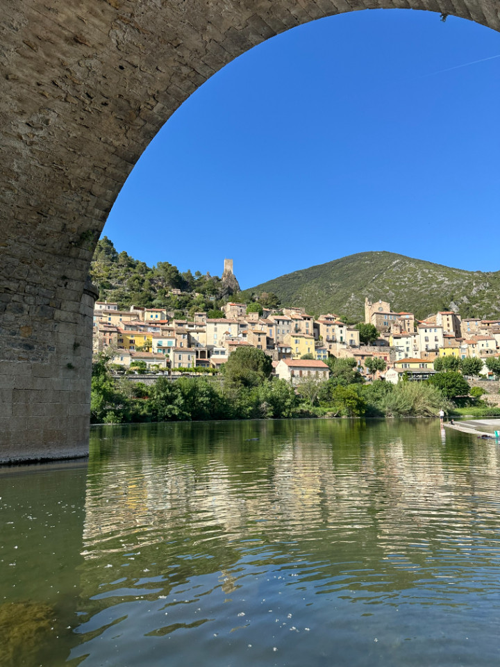 Les pieds dans la rivière