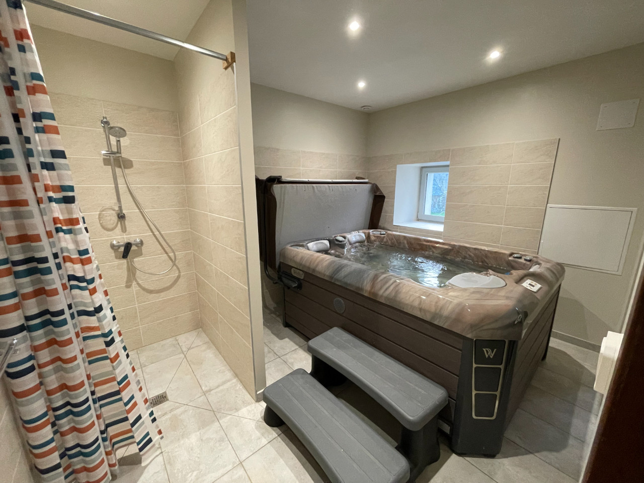 Jacuzzi 24/24