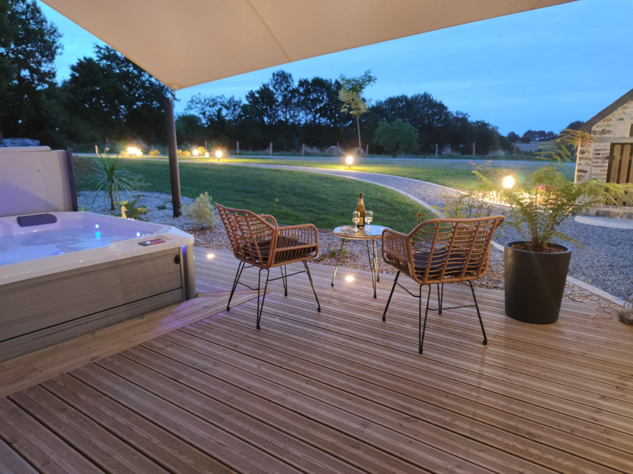 Jacuzzi vue sur la campagne