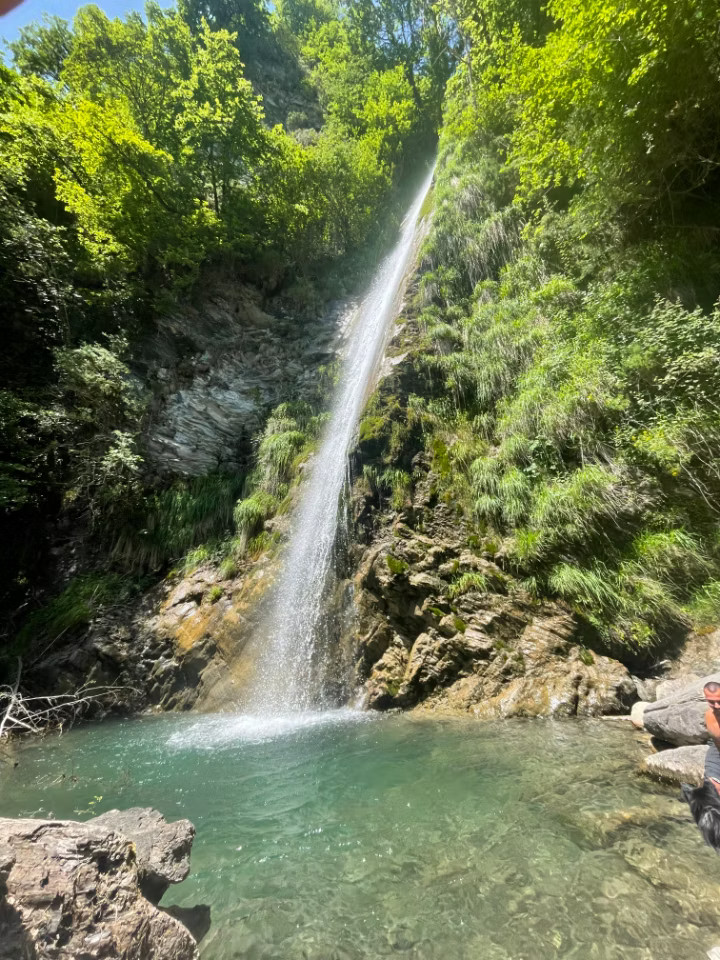 Rafraîchissez-vous dans la rivière