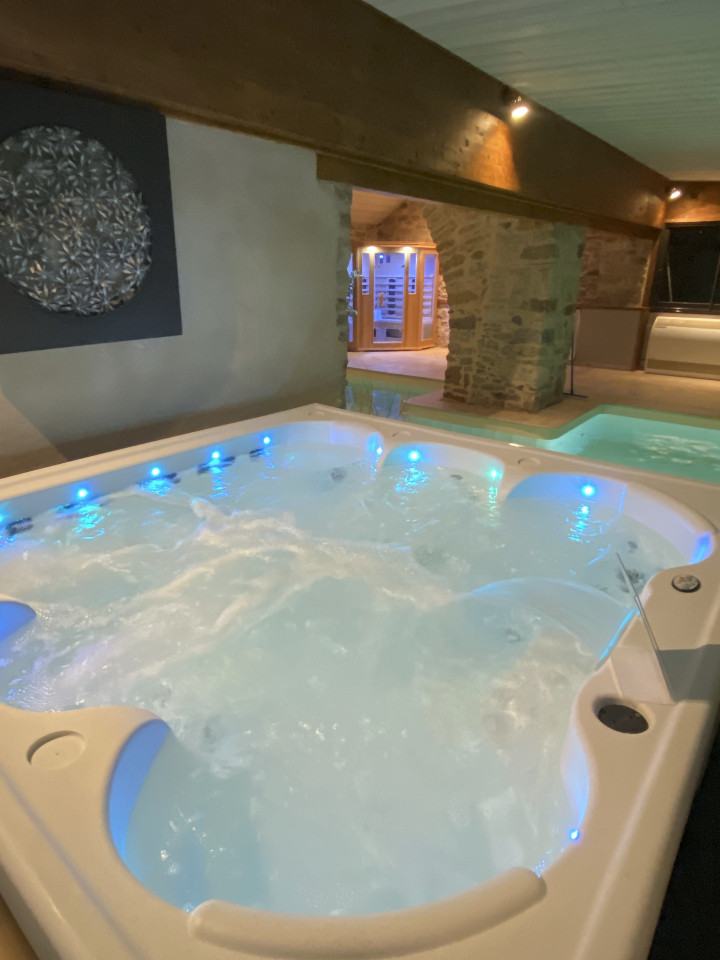 Jacuzzi