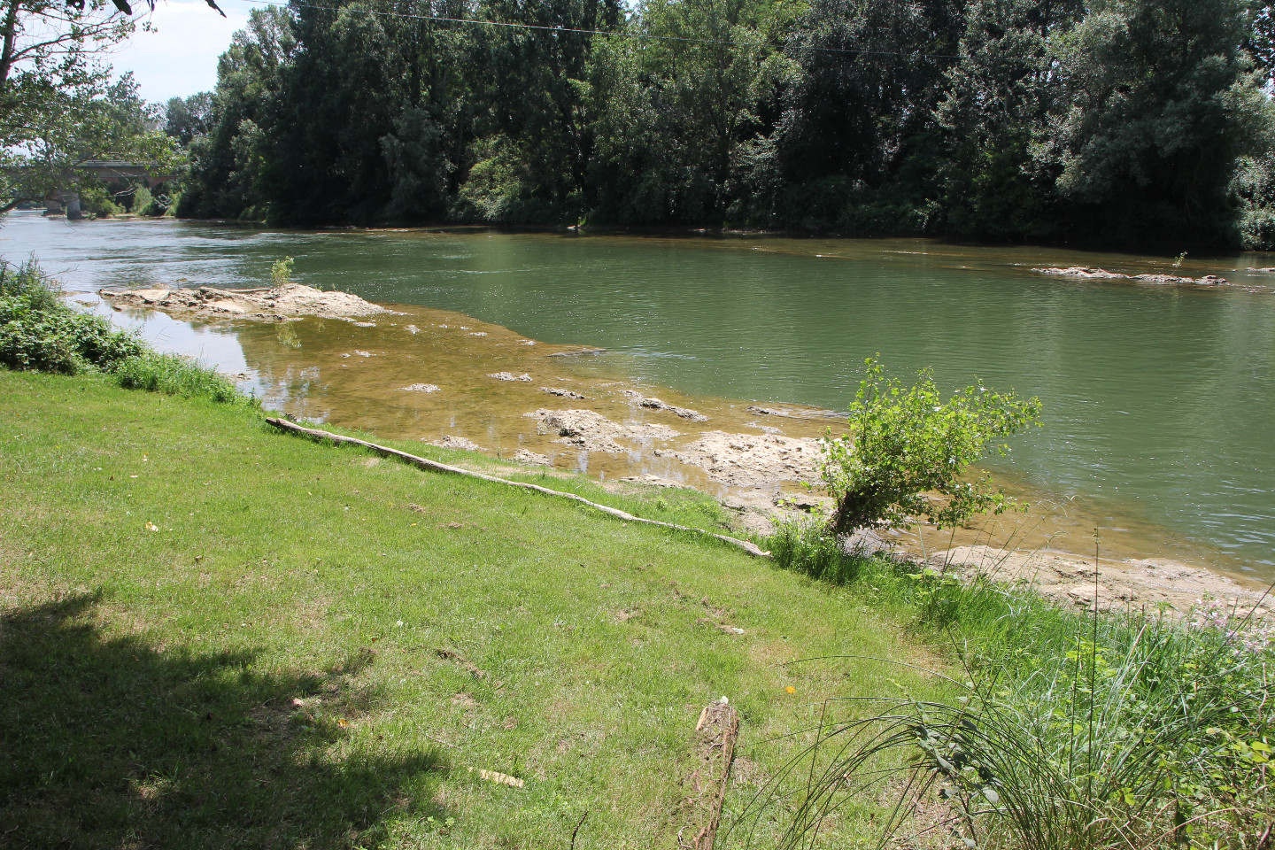 Bord de rivière à pied, à la nage ou en canoë