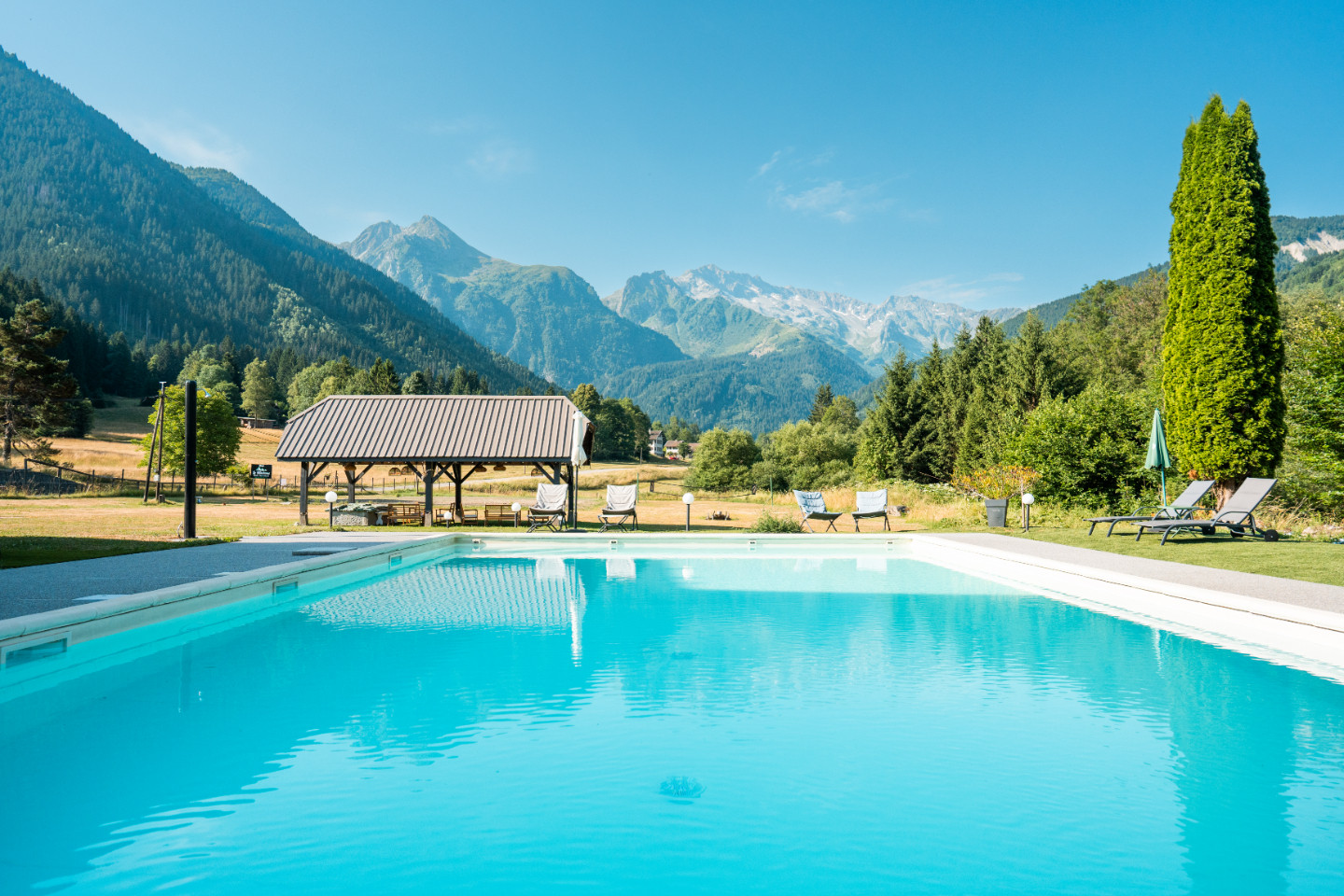 Piscine vue Montagne