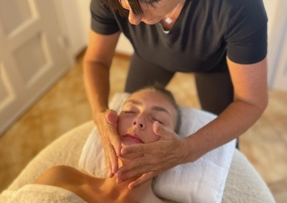 Massages et Soins dans votre gîte