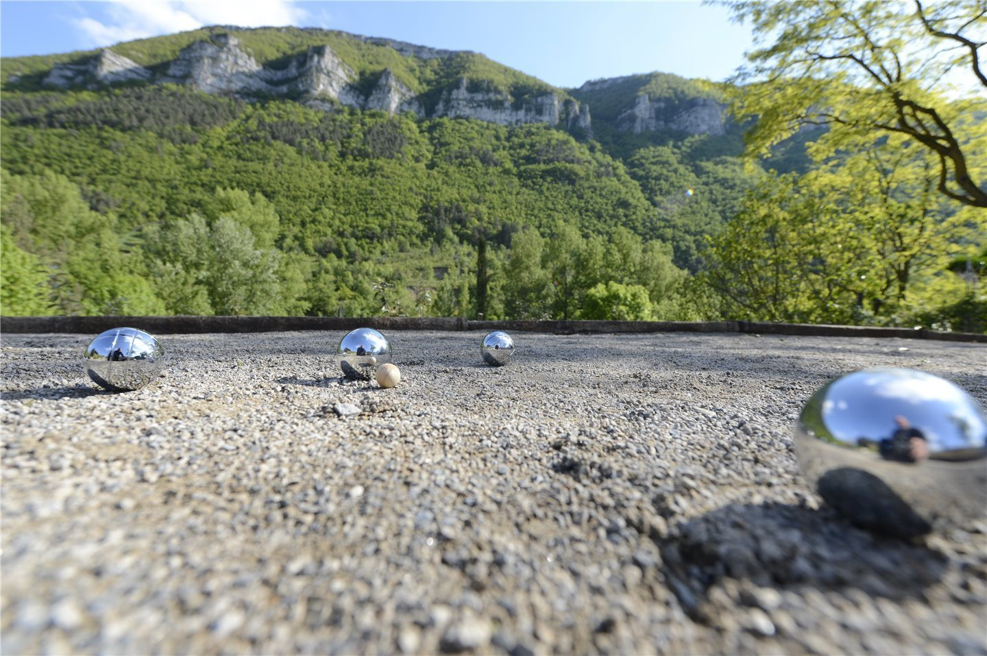 Jeux de plein air et pétanque