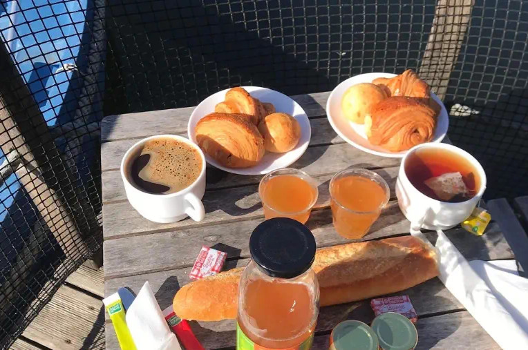 Petit déjeuner (pour les cabanes)