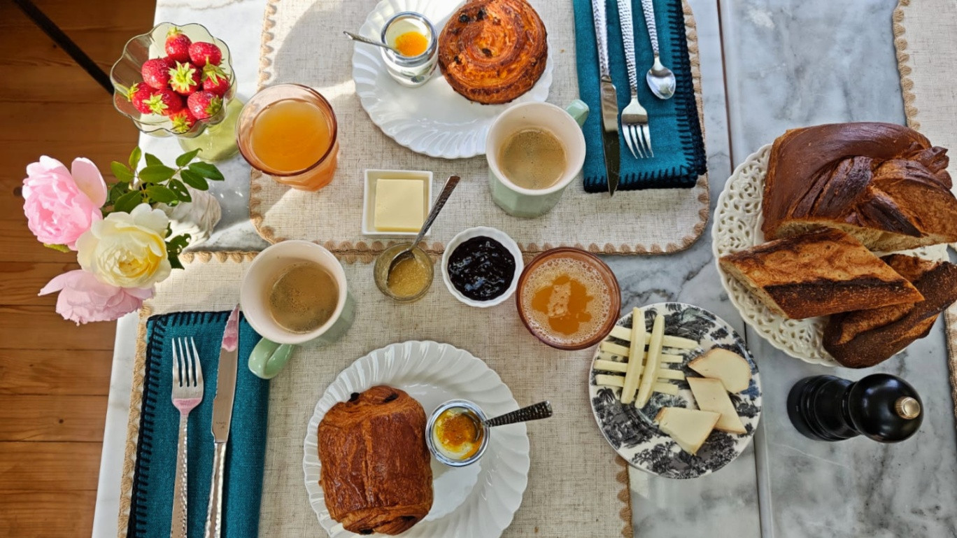 Petit-déjeuner gourmand inclus chaque matin