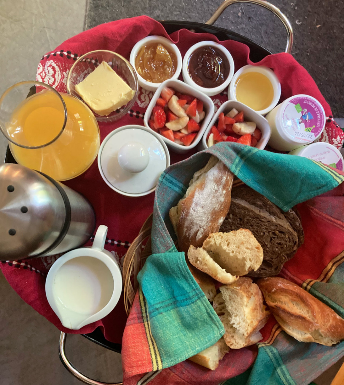 Petit-déj avec produits des fermes locales