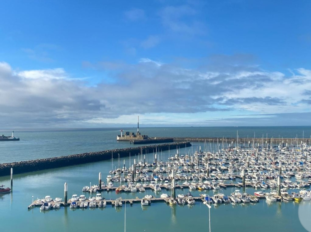 Pleine Vue Port et Mer