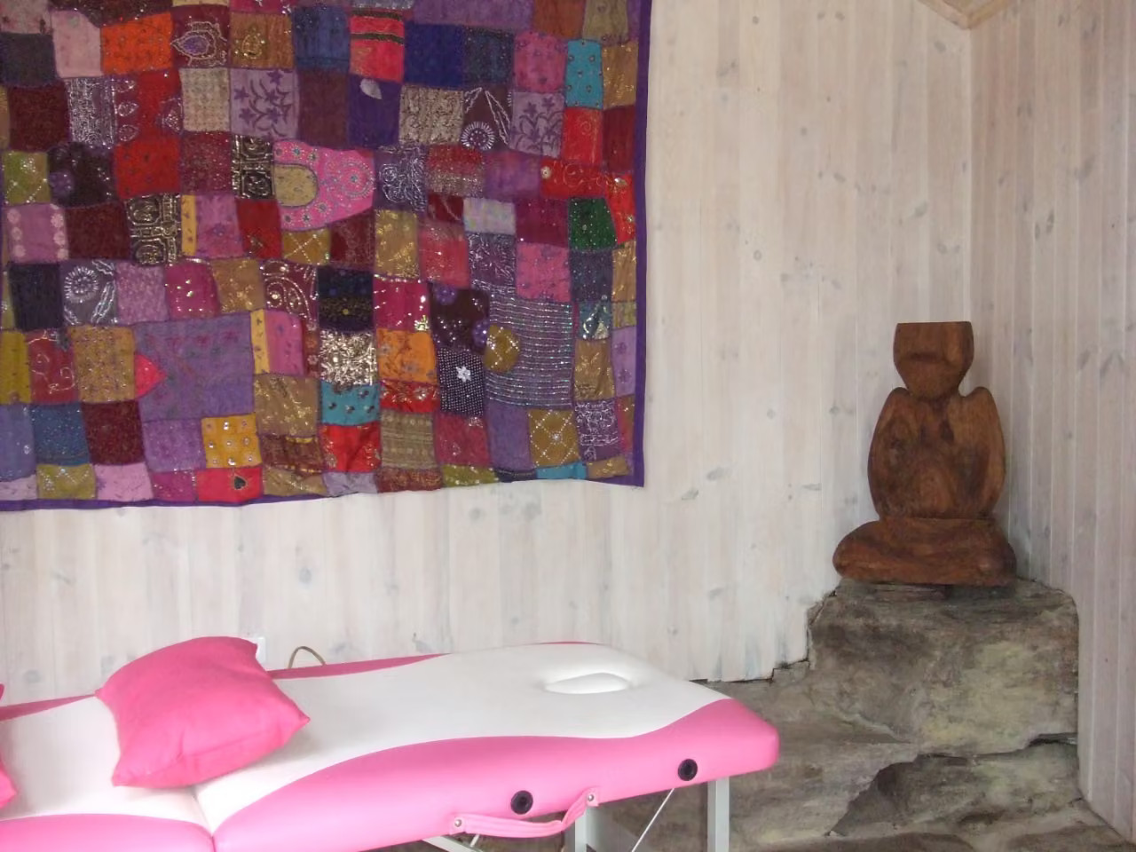 Massages ayurvédiques pratiqués à l'huile tiède