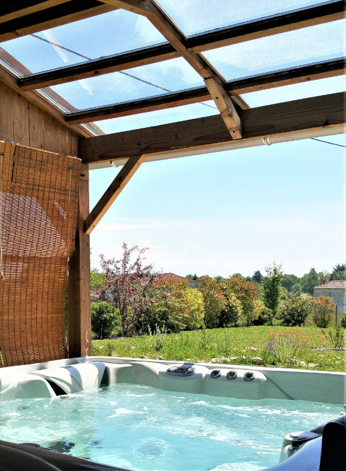 Jacuzzi en pleine campagne