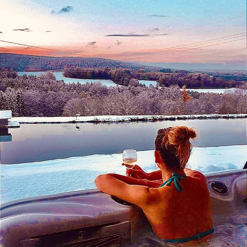 Coucher de soleil dans le spa privatif